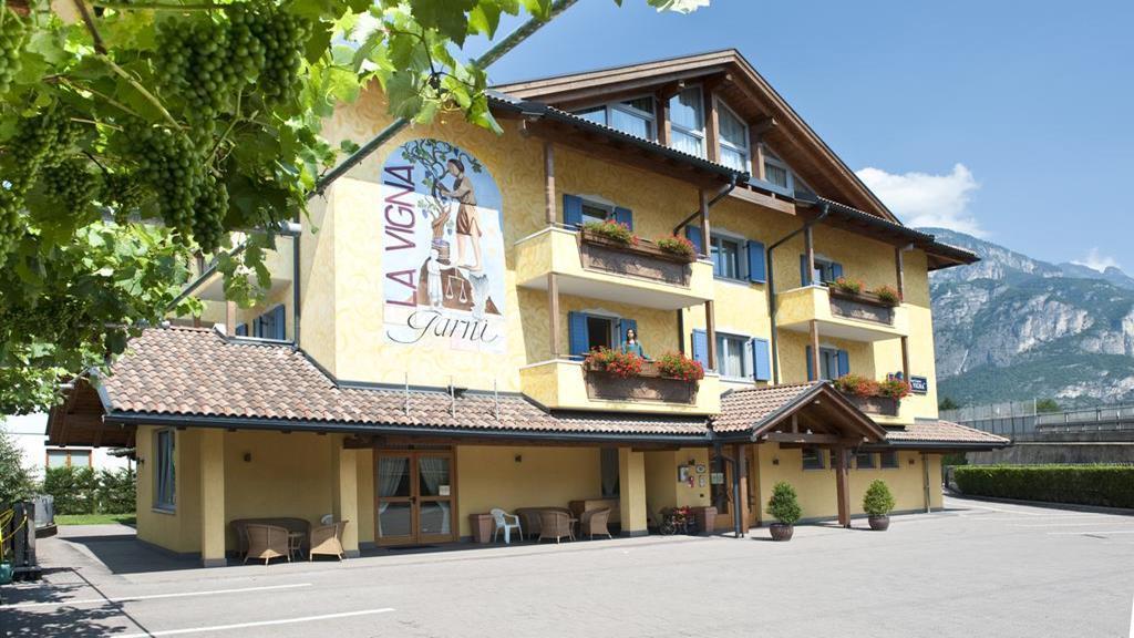 Hotel Garni La Vigna - Adult Friendly San Michele all'Adige Exterior photo